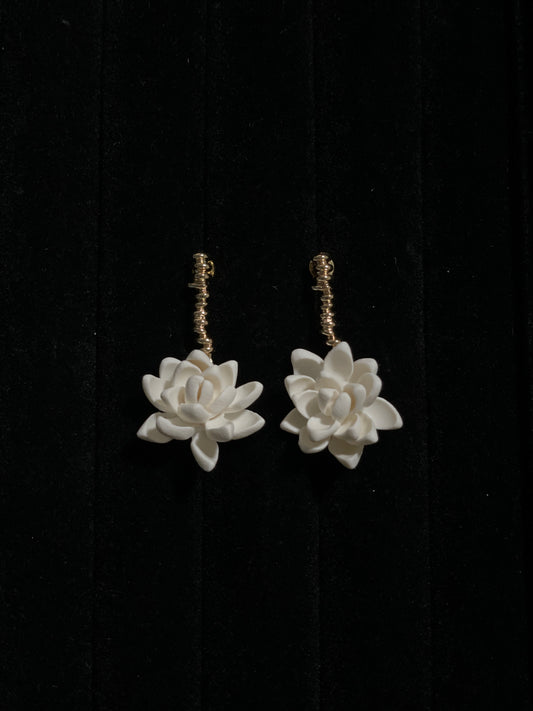 Gold Knotted Twig Classic Sampaguita Stud Earrings