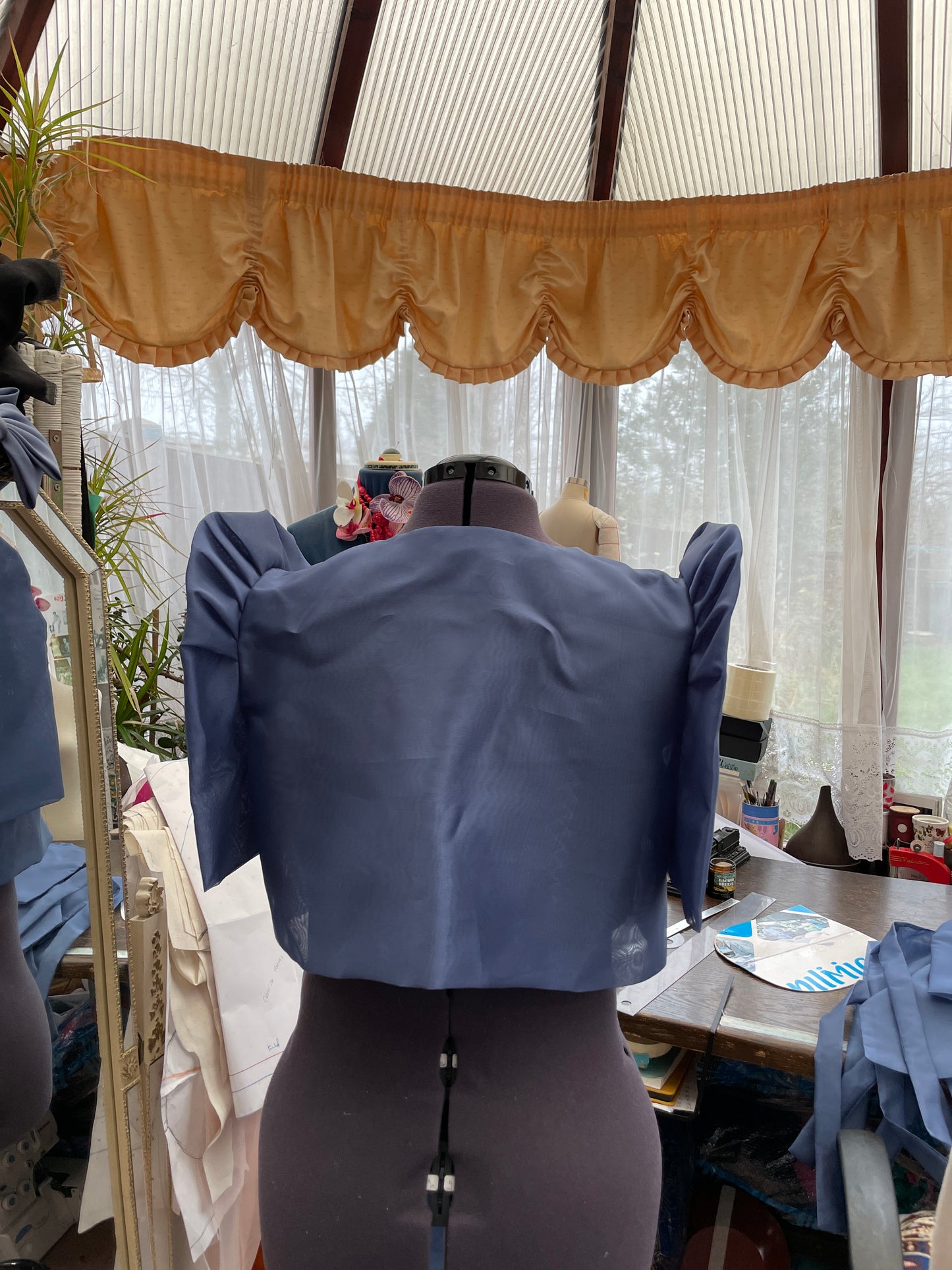 Malambing in Kalawakan 2 bow front Filipiniana Top