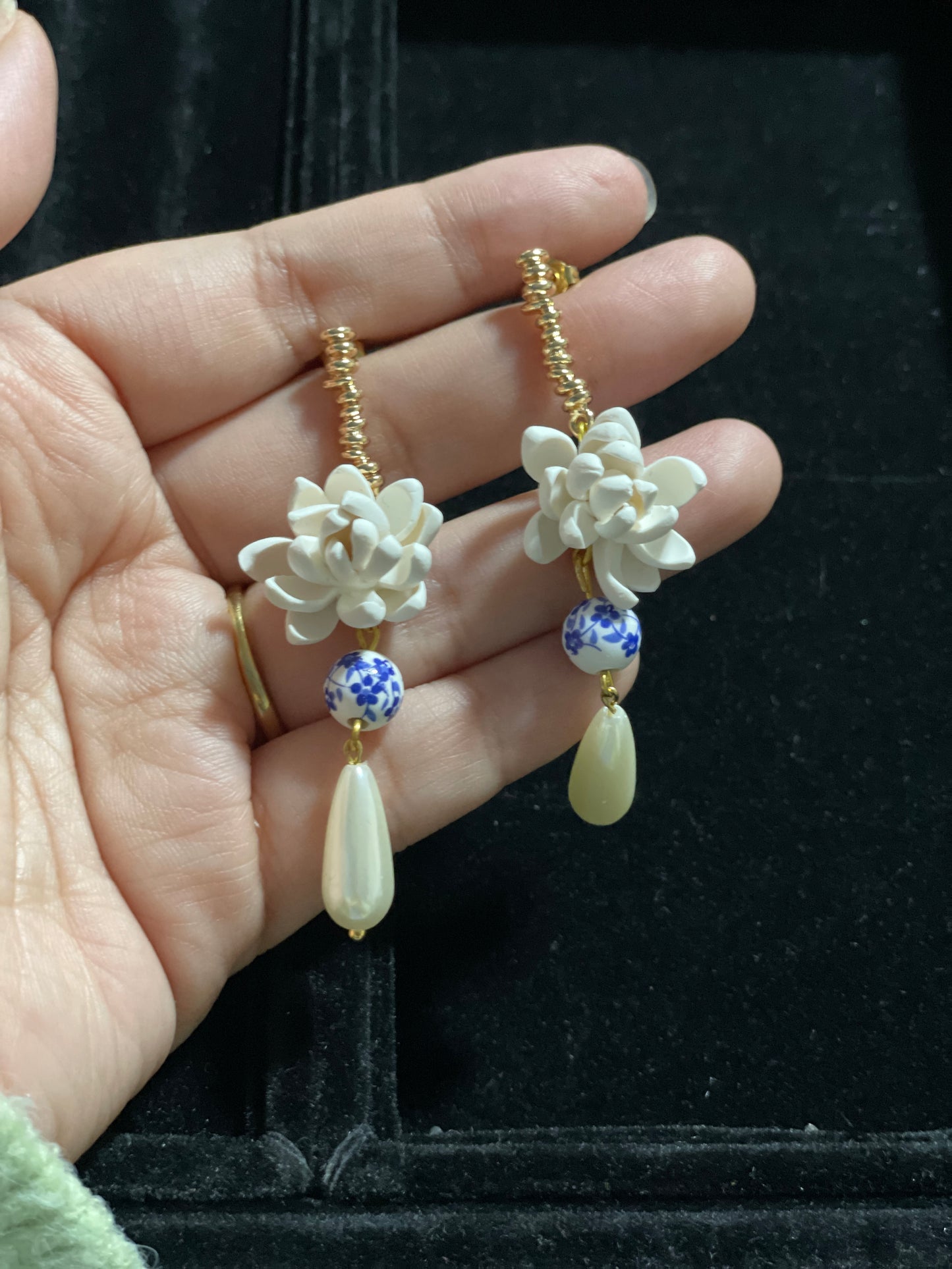 Gold Knotted Twig Sampaguita & Porcelain Stud Earrings