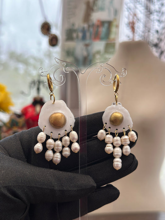 Itlog & 5 cups Rice Hoop Earrings