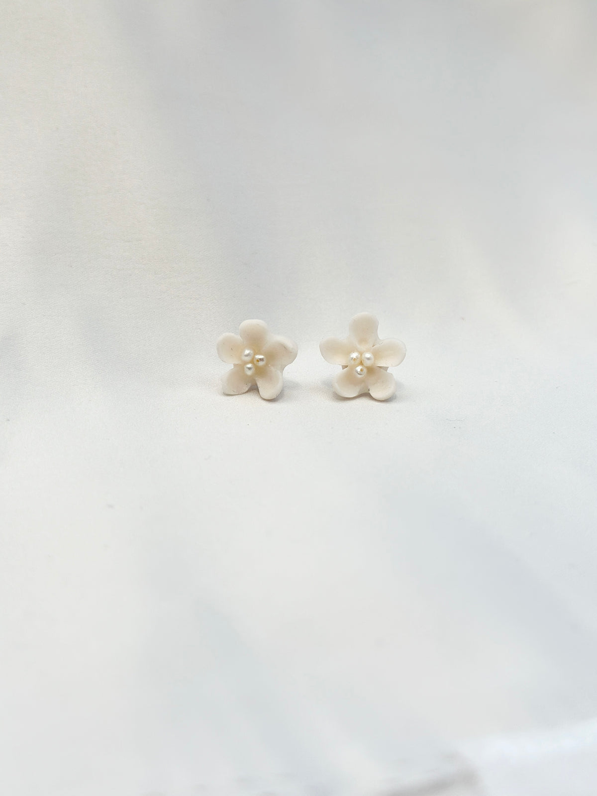 Sampaguita Stud Mini with Seed Pearls