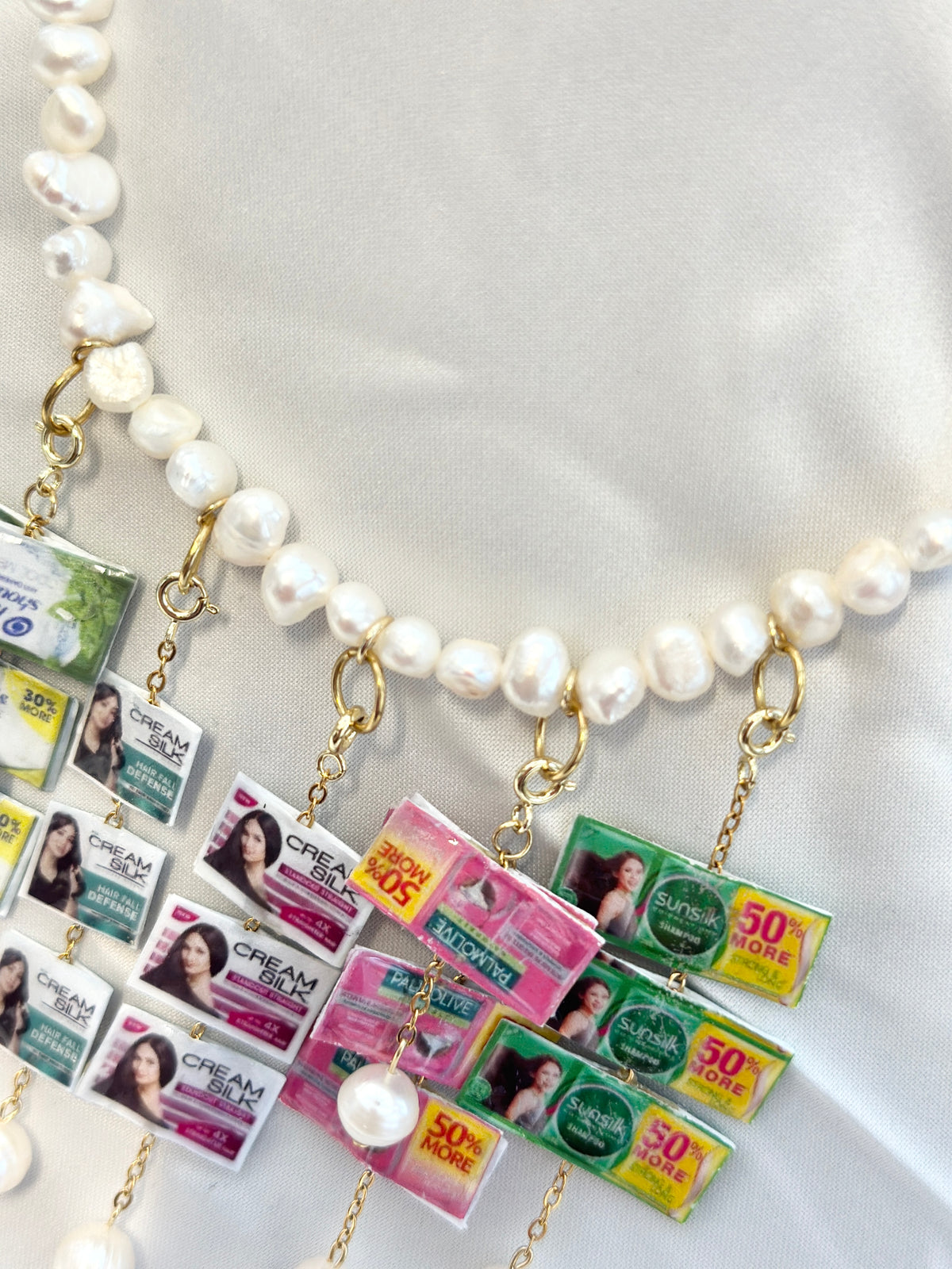 Sachet Shampoo Pearl Necklace