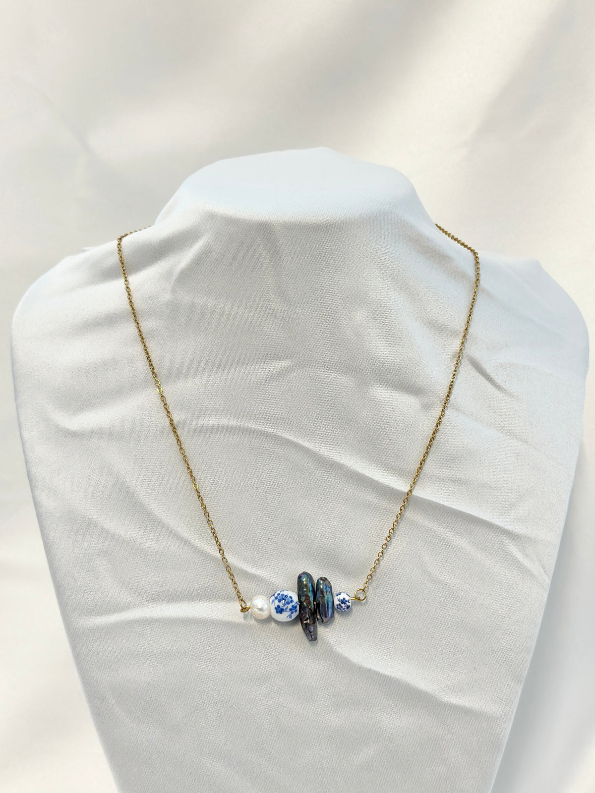 Porcelain, Baroque Pearls