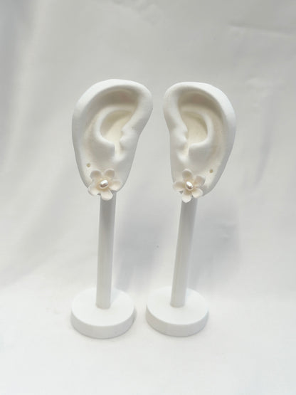 Sampaguita Stud Mini with Pearl
