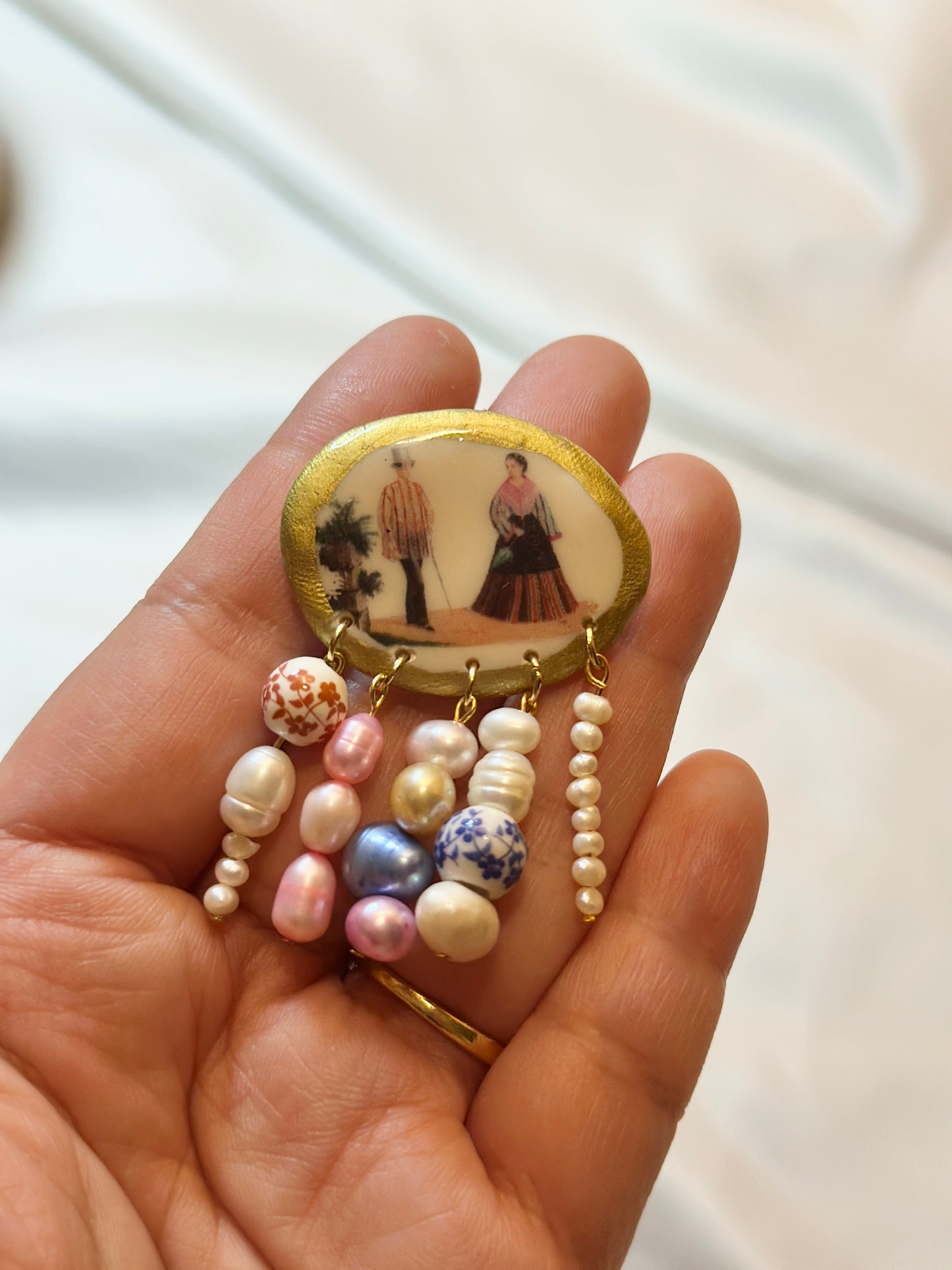 Ligawan (Courtship) Brooch