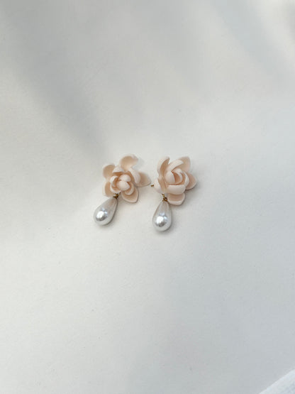 Sampaguita Faux Tear Drop Pearl Dangle Earrings
