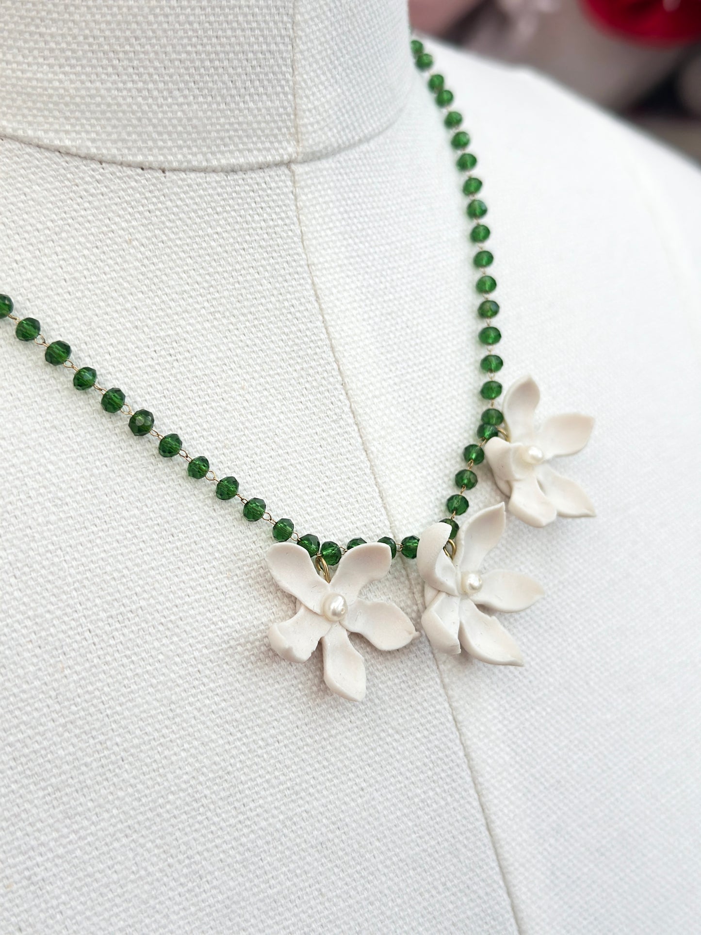 Trio Sampaguita Choker Green Crystal Acrylic Necklace