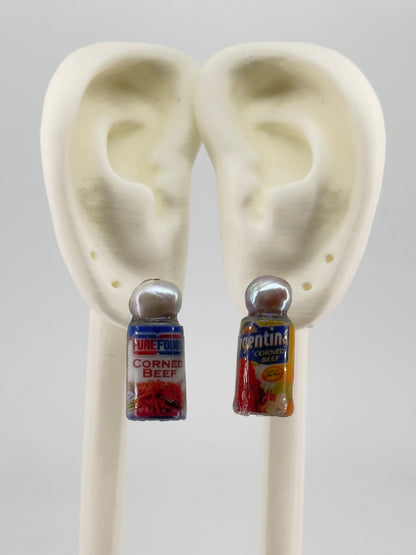 Corned Beef De Lata Pearl Studs