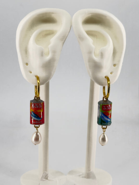 Sardinas De Lata Pearl Drop Hoops