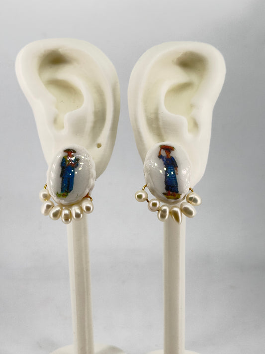 Sabungero at Tindera 5 Pearl Stud Earrings