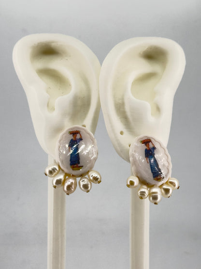 Tindera 5 Pearl Stud Earrings
